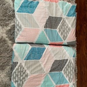 Two twin size comforters